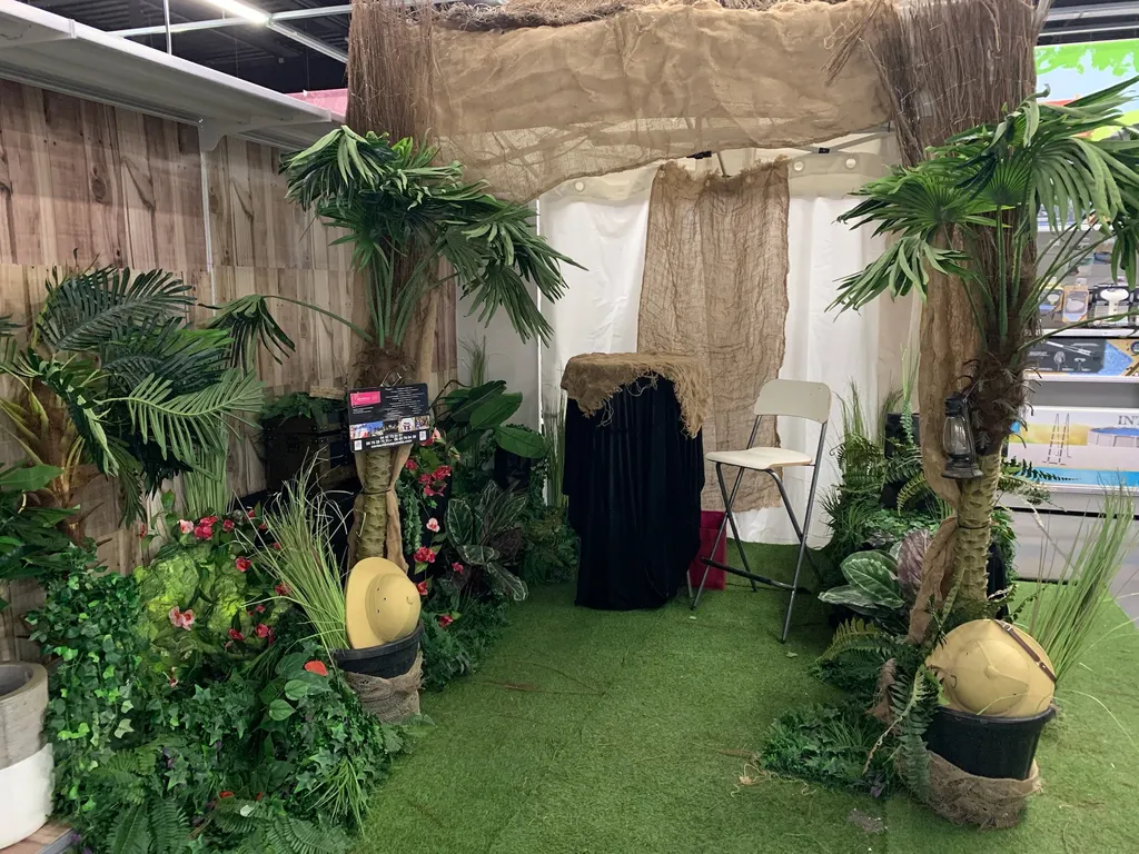 Stand et costume — photo 5